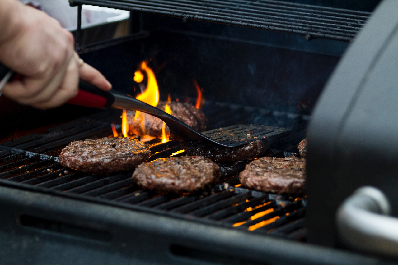 Unveiling the Ultimate BBQ Burger: A Recipe for Every Grill Enthusiast